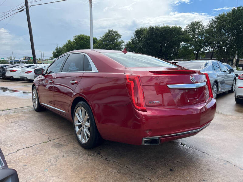 2013 Cadillac XTS Luxury Collection