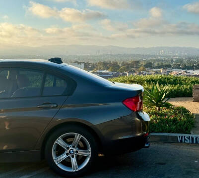 2012 BMW 3 Series 328i
