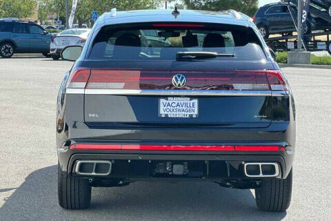 2024 Volkswagen Atlas Cross Sport SEL R-Line 4Motion