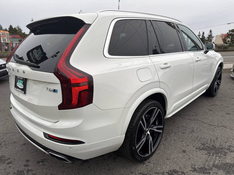 2017 Volvo XC90 T6 R-Design