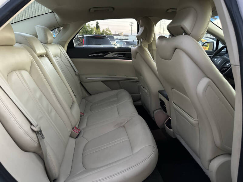 2013 Lincoln MKZ