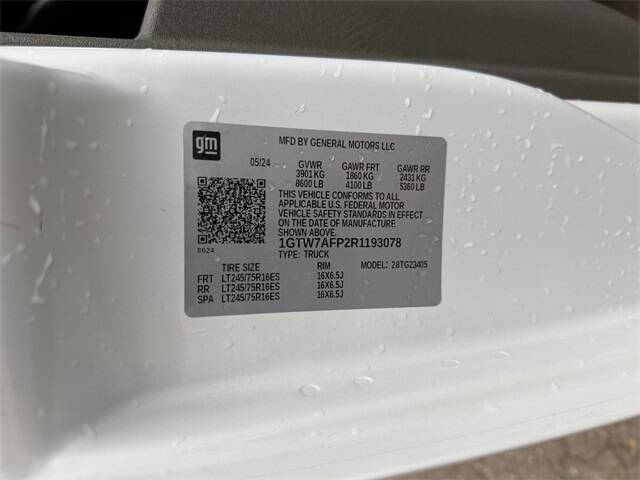 2024 GMC Savana 2500