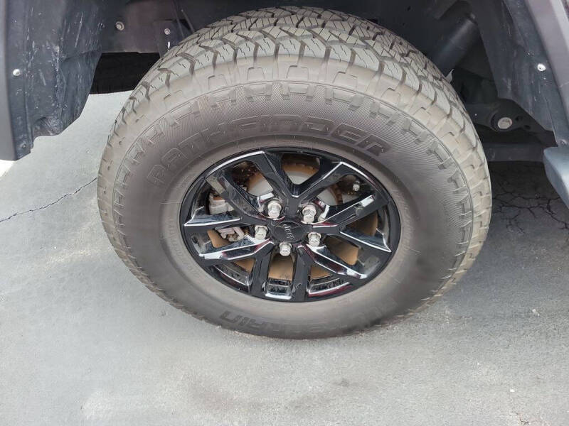 2023 Jeep Gladiator Sport S