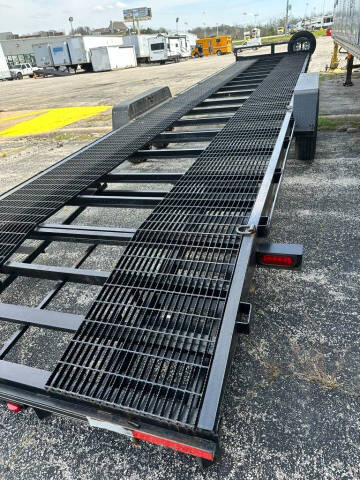 2022 Lone Wolf Car Hauler