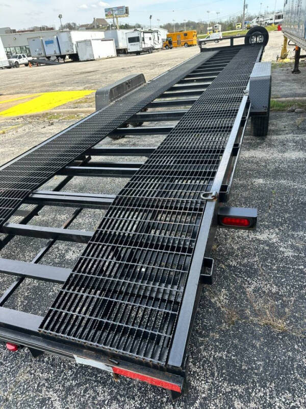 2022 Lone Wolf Car Hauler
