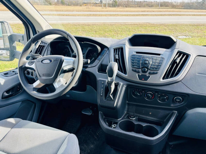 2017 Thor Motor Coach Compass 23TB