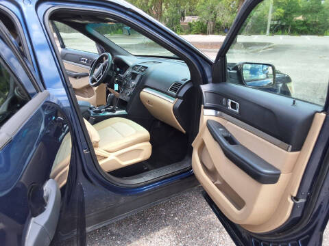 2016 Ford Explorer