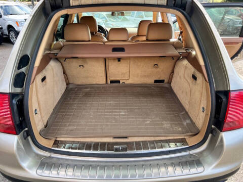 2004 Porsche Cayenne S