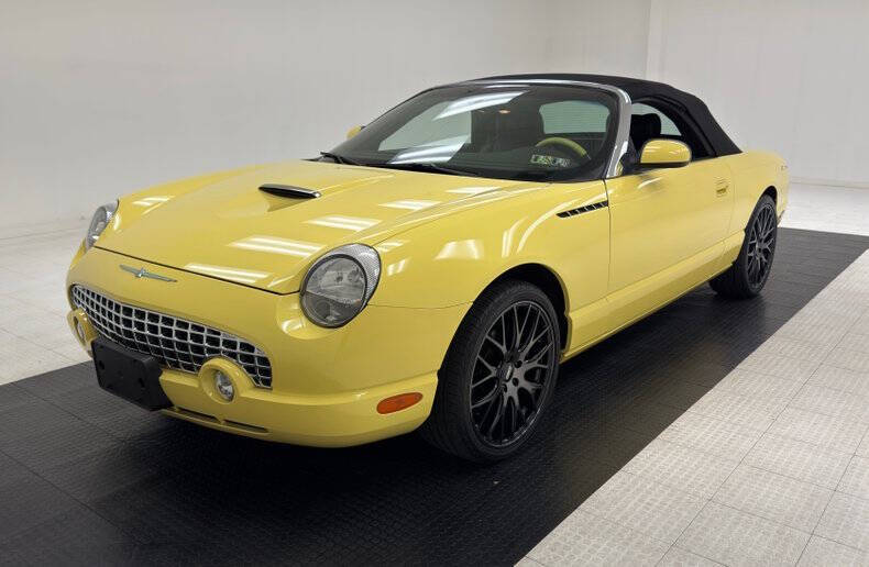 2002 Ford Thunderbird Deluxe