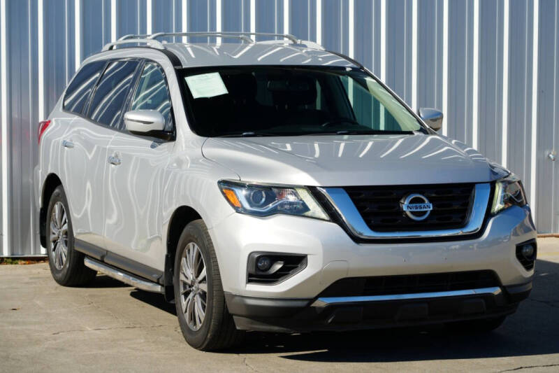 2019 Nissan Pathfinder SV