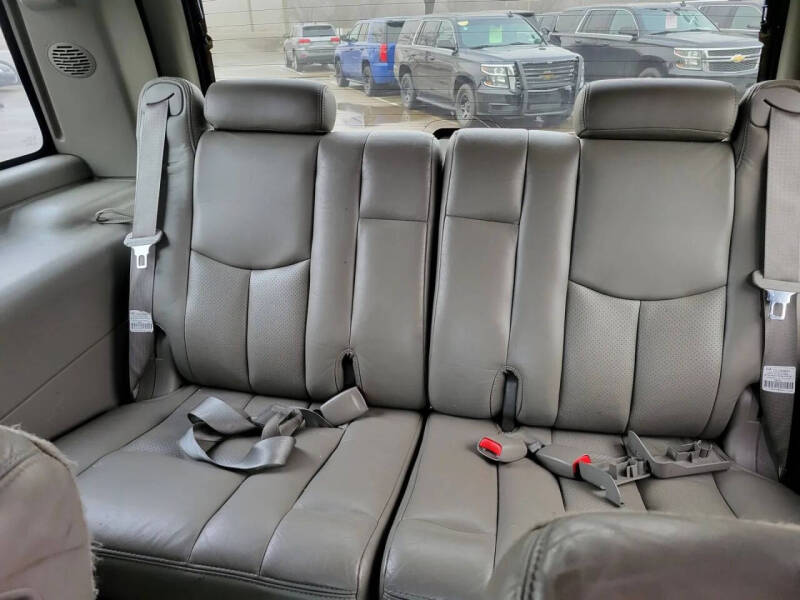 2003 Cadillac Escalade
