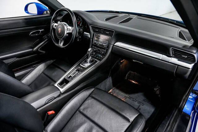 2015 Porsche 911 Targa 4S