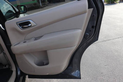 2015 Nissan Pathfinder SL