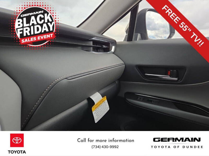 2024 Toyota Venza LE