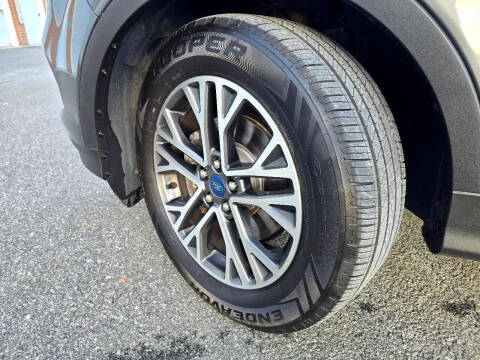 2019 Ford Escape SE