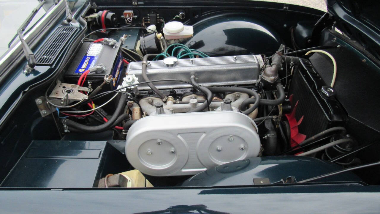 1973 Triumph TR6 11