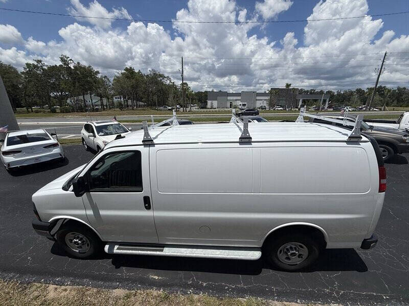 2025 GMC Savana 2500