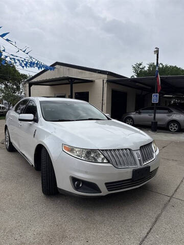 2010 Lincoln MKS
