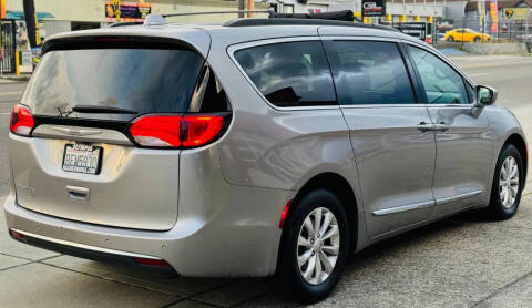 2017 Chrysler Pacifica