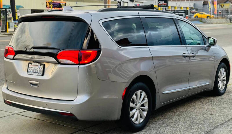 2017 Chrysler Pacifica