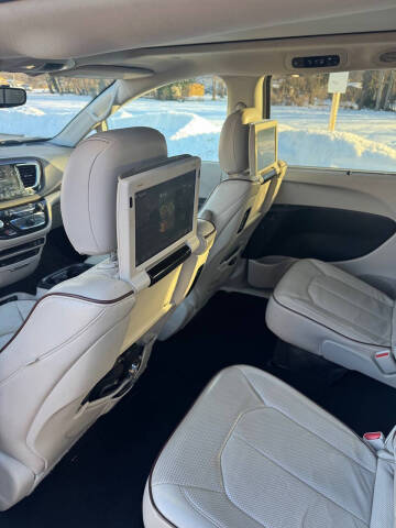 2017 Chrysler Pacifica Limited