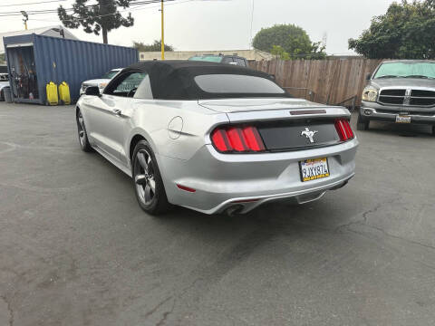 2016 Ford Mustang V6