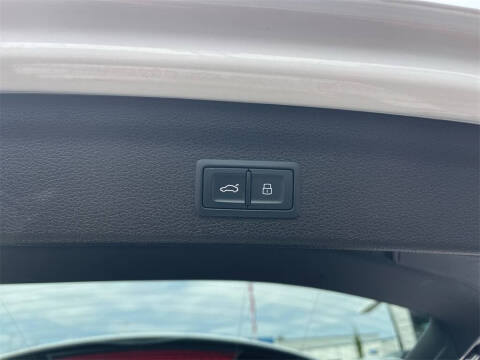 2023 Audi Q3 quattro S line Premium 45 TFSI