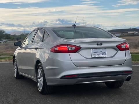 2015 Ford Fusion SE