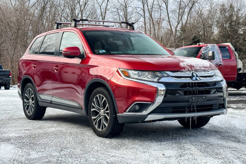 2016 Mitsubishi Outlander SE