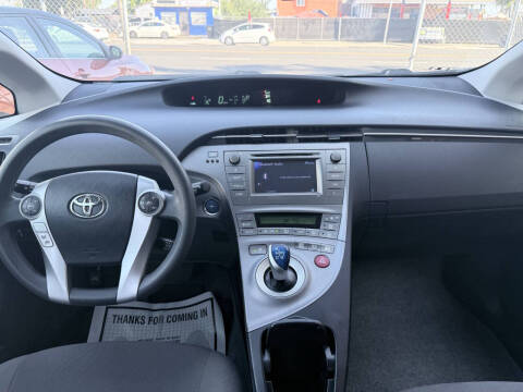 2015 Toyota Prius Two