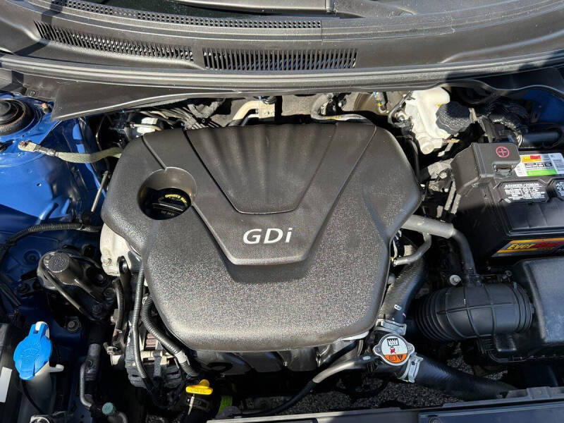 2016 Hyundai Veloster