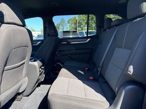 2025 GMC Acadia Elevation