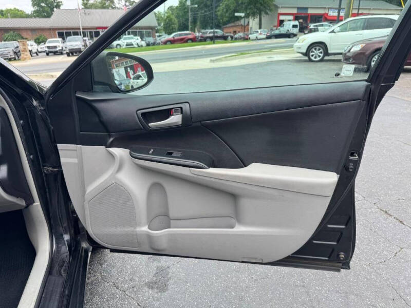 2013 Toyota Camry LE