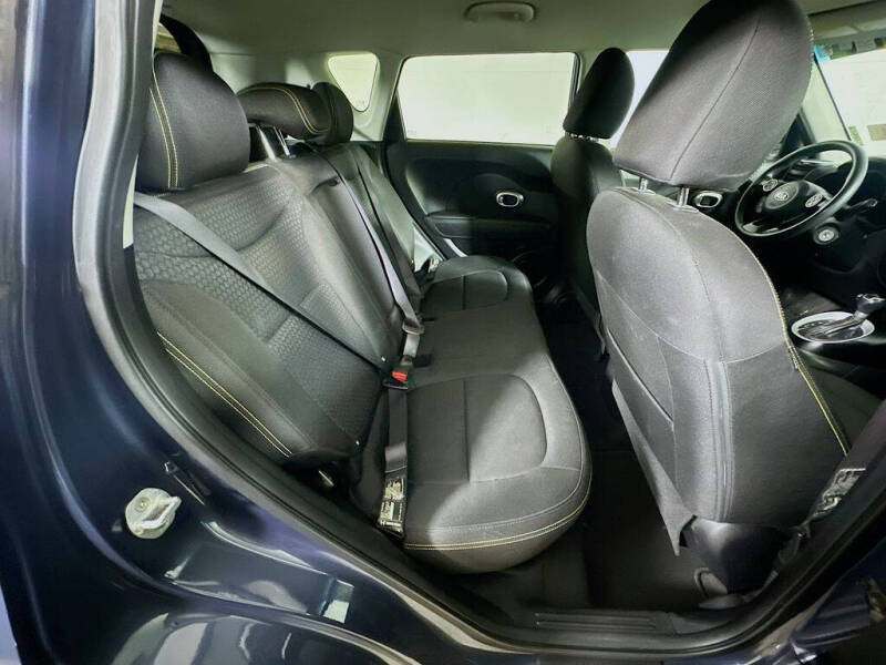 2015 Kia Soul +
