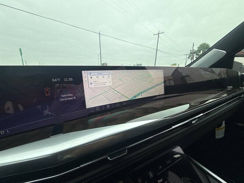 2025 Cadillac Escalade Sport Platinum