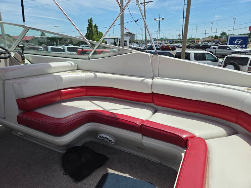 1992 Regal Ventura 8.3