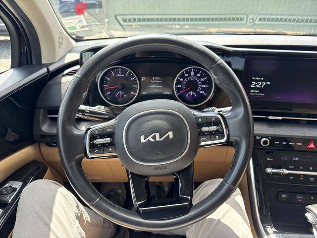 2024 Kia Carnival EX