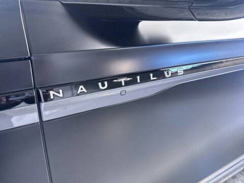 2025 Lincoln Nautilus Reserve