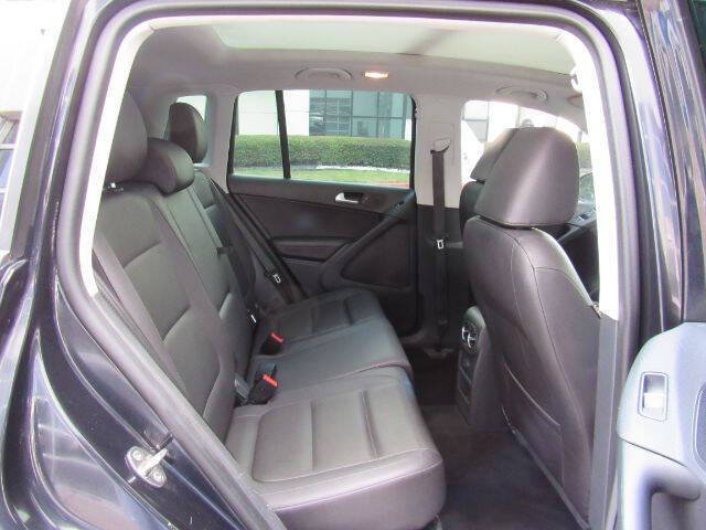 2017 Volkswagen Tiguan 2.0T Wolfsburg Edition