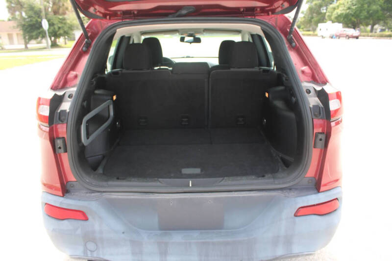 2014 Jeep Cherokee Sport