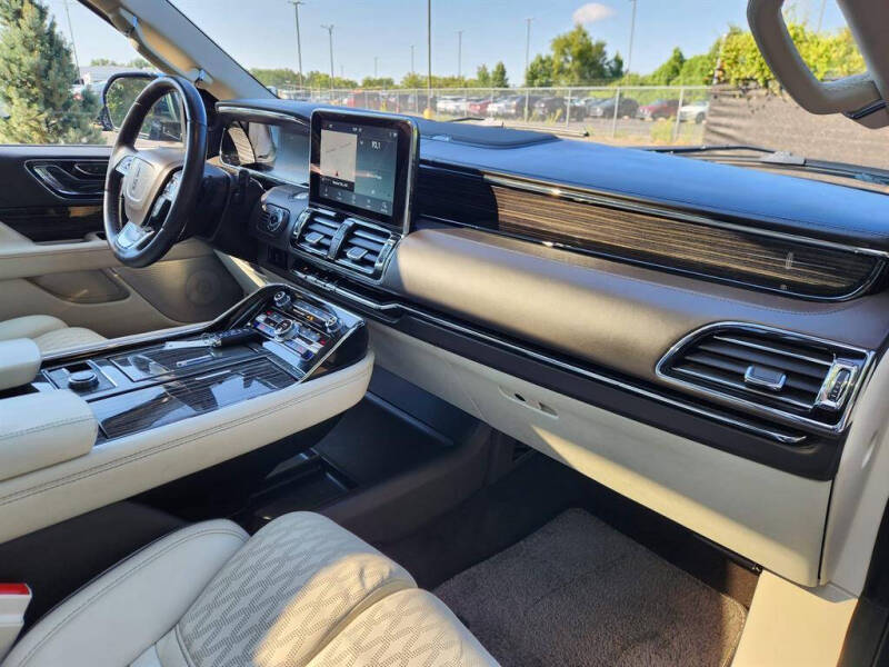 2021 Lincoln Navigator Black Label