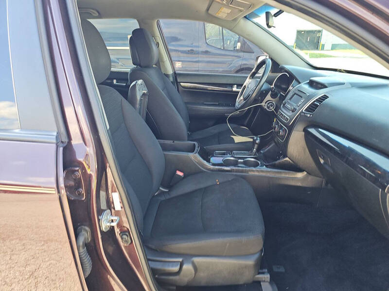 2014 Kia Sorento LX