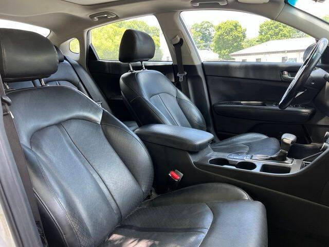 KiaOptima22
