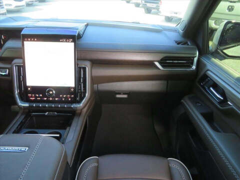 2025 GMC Yukon Denali Ultimate