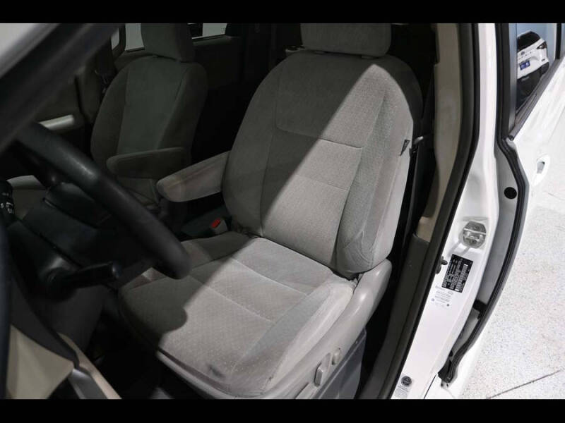 2019 Toyota Sienna LE Mobility 7-Passenger