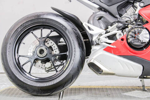 2020 Ducati Panigale V4 R