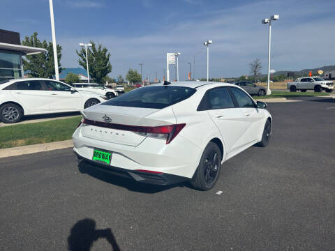 2022 Hyundai Elantra