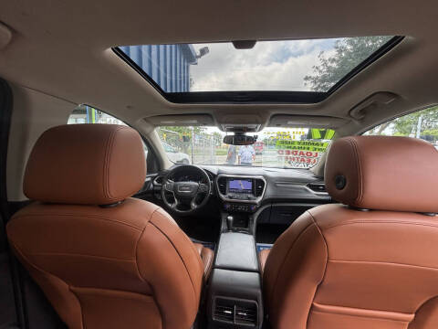 2017 GMC Acadia SLT-1