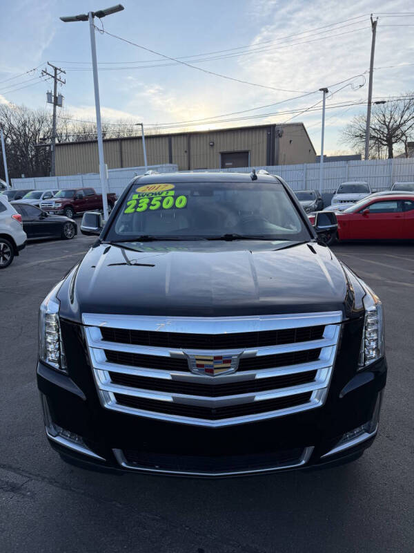 2017 Cadillac Escalade Luxury