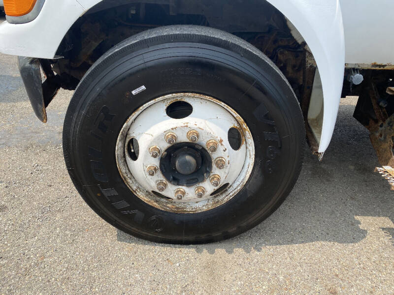 2000 Ford F-650 Super Duty